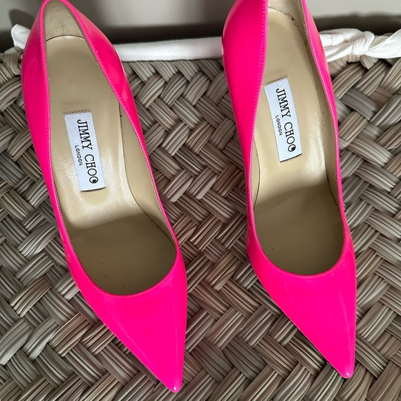 Jimmy Choo Women's Pink Pumps - Picture 2 of 4